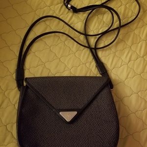 ysl original sling bag